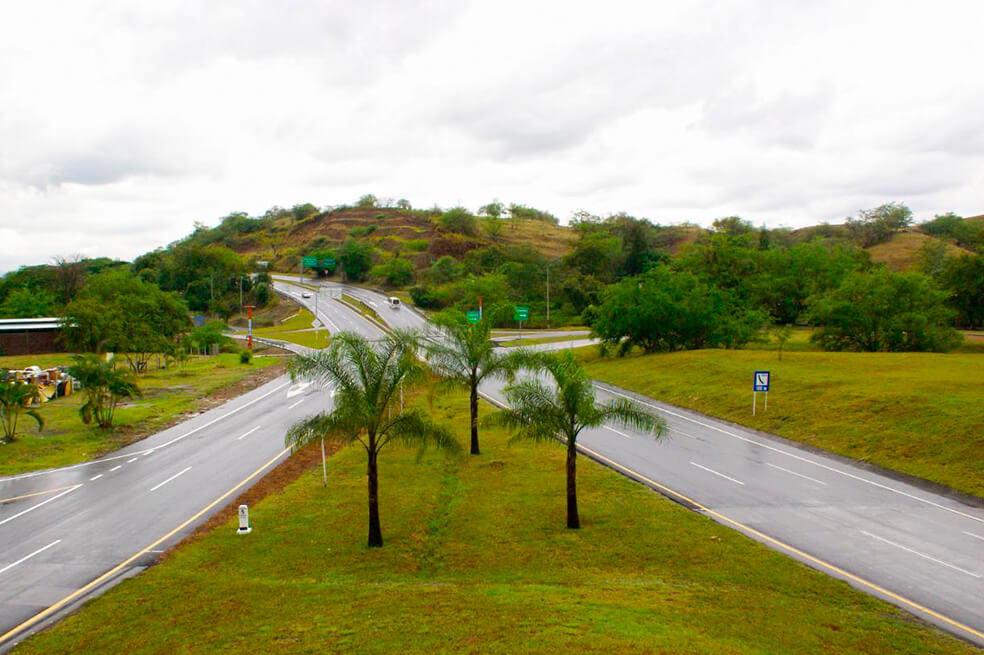 Vías del Cauca y del Valle del Cauca empiezan a recibir mantenimiento integral