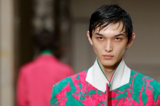 A model presents a creation for the Dries Van Noten's Menswear Ready-to-wear Spring-Summer 2026 collection fashion show, as part of the Paris Fashion Week in Paris, on June 26, 2025. (Photo by GEOFFROY VAN DER HASSELT / AFP)