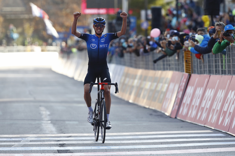 Ben O’Connor tuvo su revancha y se llevó la etapa 17 del Giro de Italia