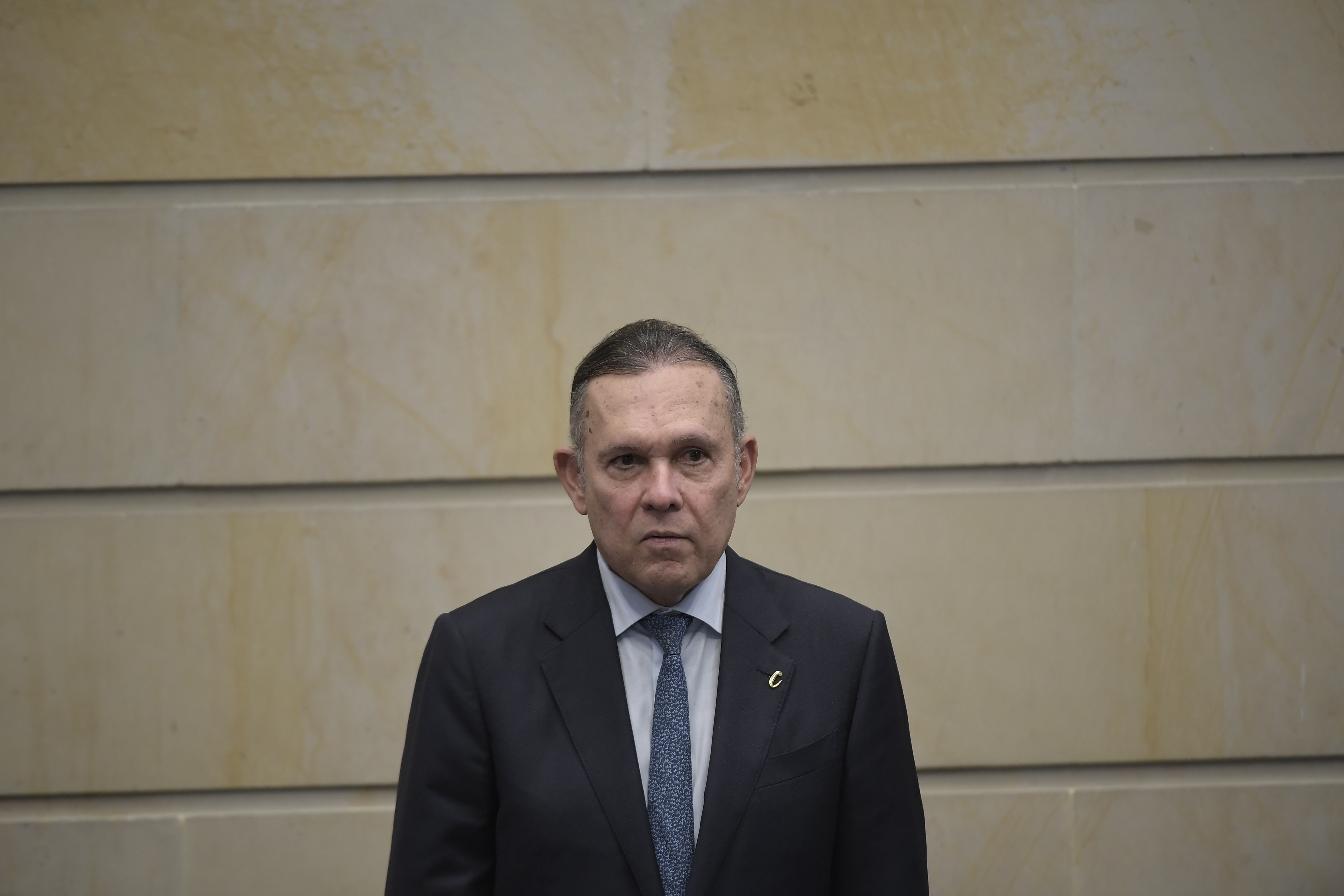 Cepeda aseguró que el Congreso quiere consensos, pero que no acepta “imposiciones”