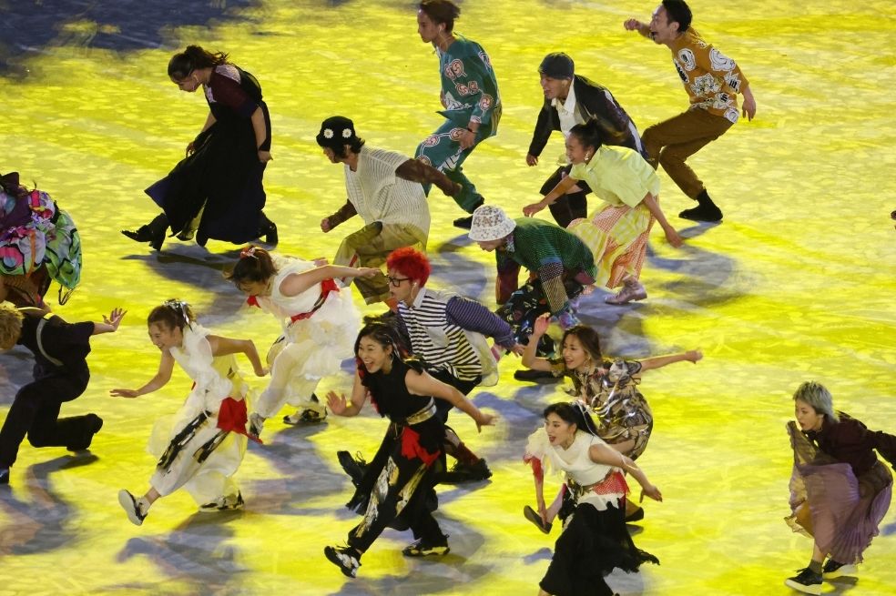 El Ska se tomó la pista. La fiesta y la música marcaron los primeros compases de la ceremonia de cierre en Tokio 2020.