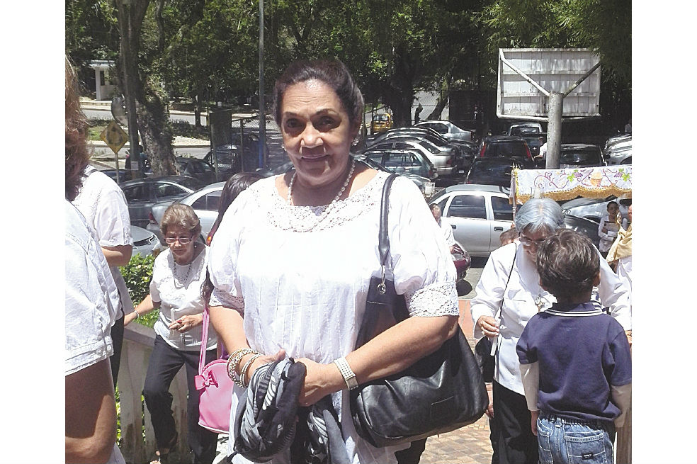 La espera de Nancy López por un fallo