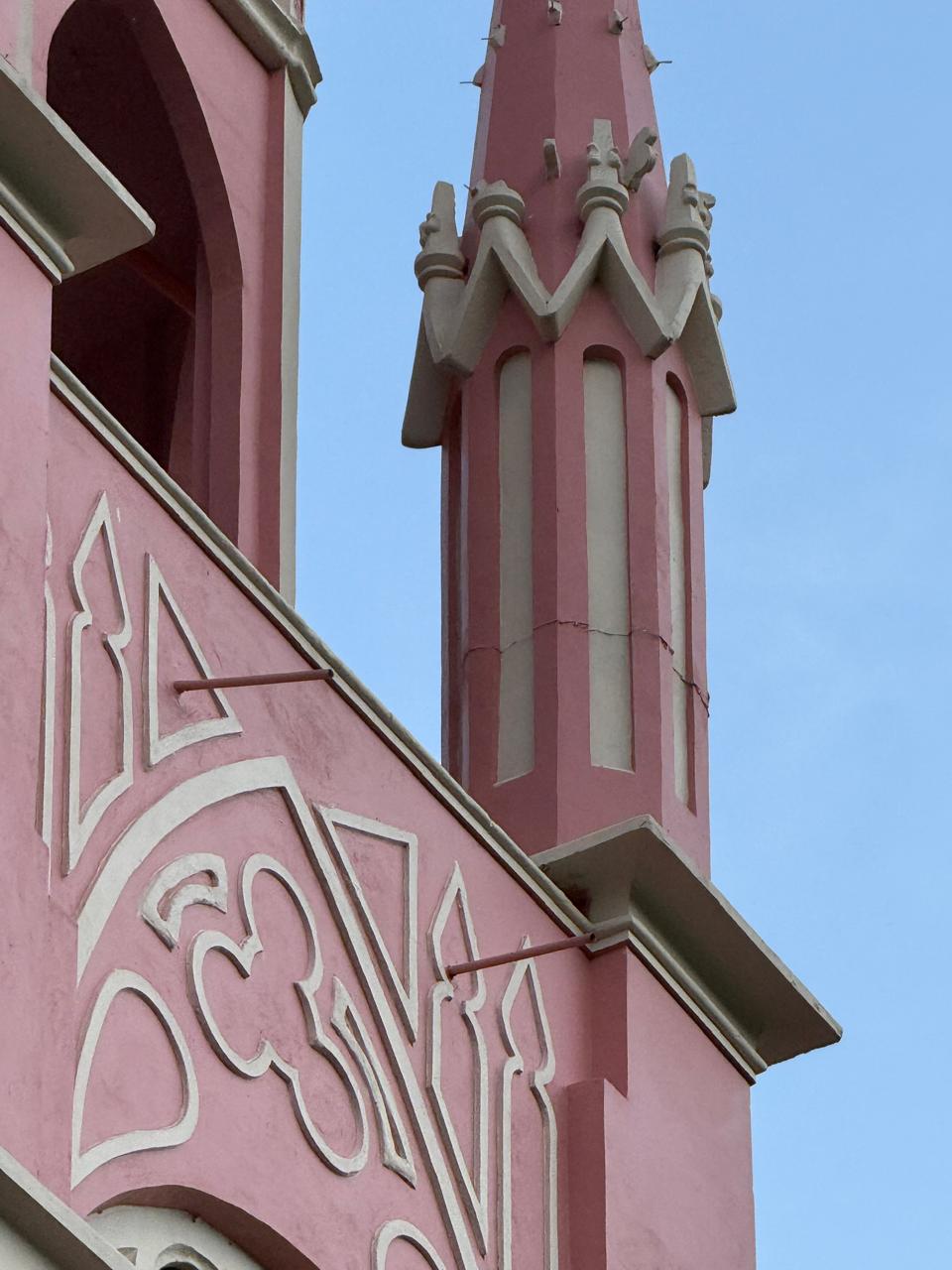 Afectaciones en la parroquia Corazón de María, en Jericó, conocida como el Santuario Santa Laura.