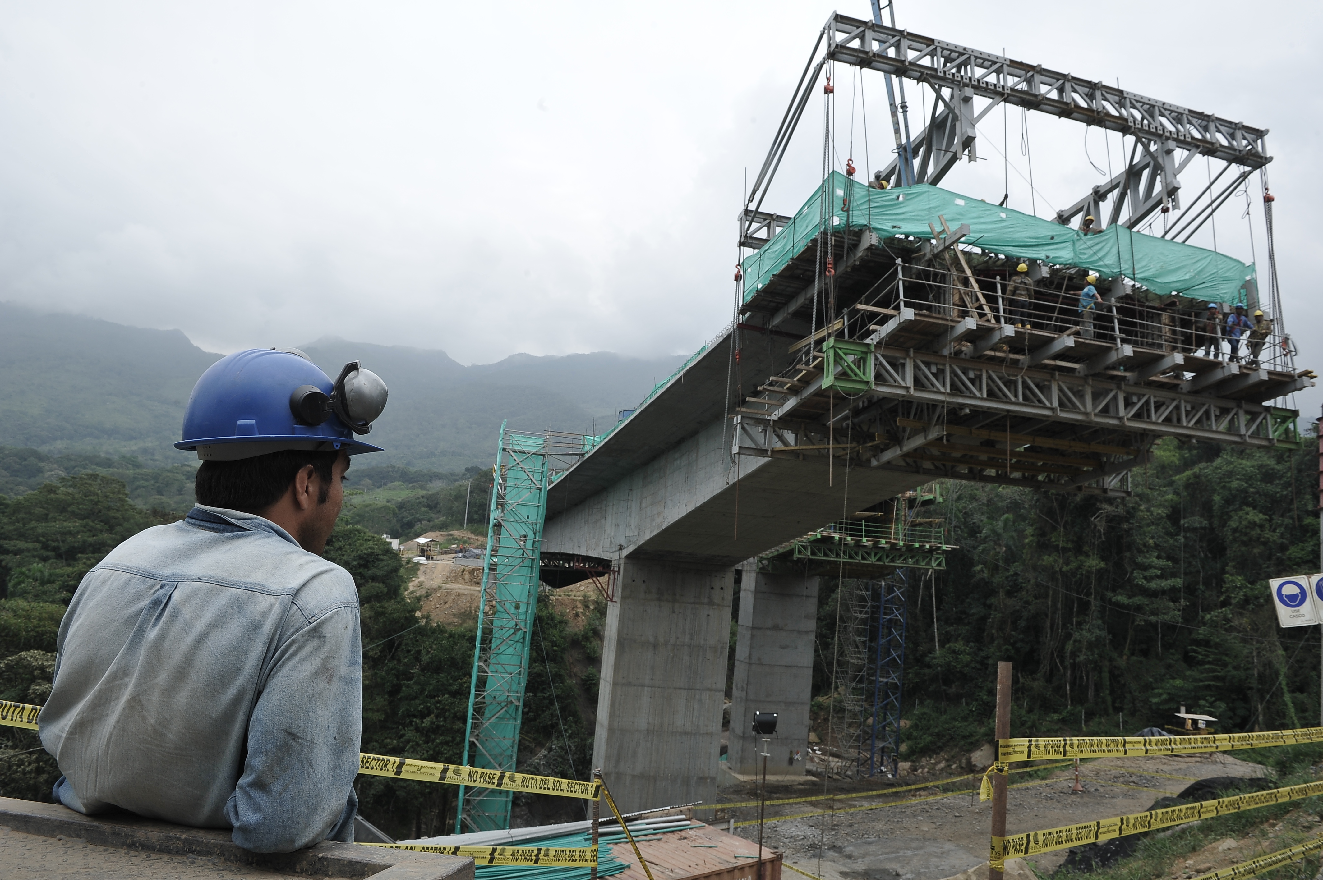 Obras de la Ruta del Sol sector 1: Tramo Villeta, Guaduas, Puerto Salgar.