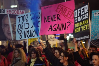 ¿Quiénes son los tres rehenes que Hamás liberará en el sexto intercambio?