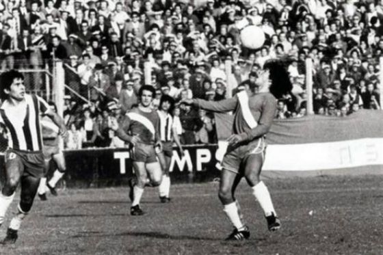 Cuando Maradona debutó como futbolista profesional