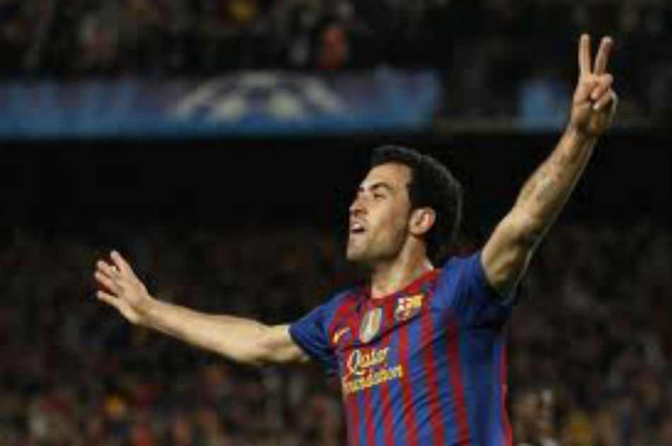 Sergio Busquets renovó hasta 2018 con Barcelona