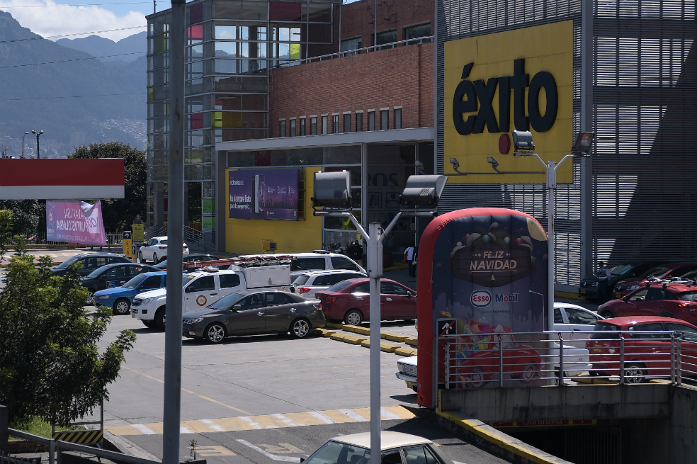 Robo en parqueaderos de Bogotá: ¿quién responde?