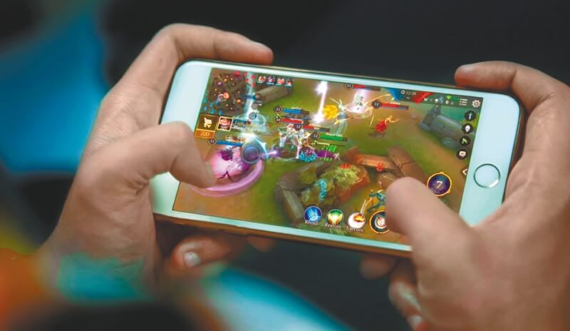 Los viedeojuegos pueden ser una de las escapatorias de muchas personas al estrés de la vida diaria. 