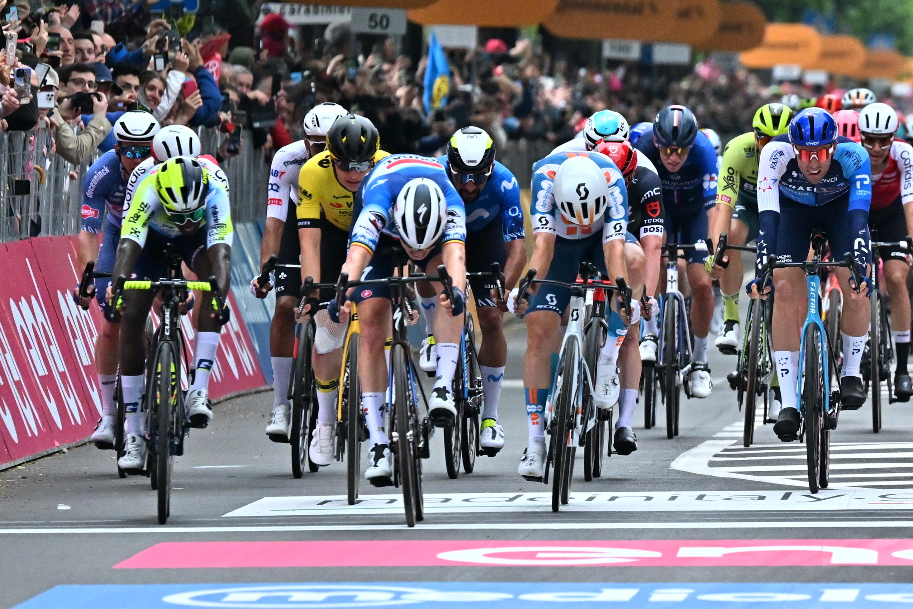 Así quedó la clasificación general del Giro de Italia tras la tercera etapa