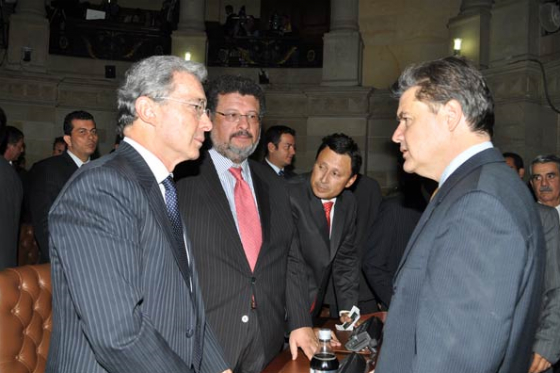 Uribistas de La U piden ser expulsados del partido