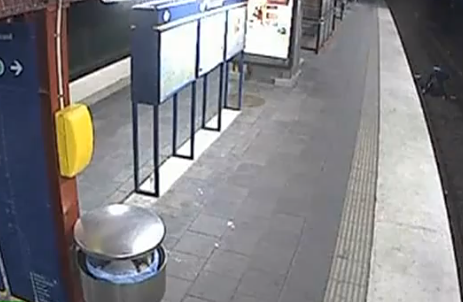 Hombre borracho fue robado y atropellado en el metro de Estocolmo