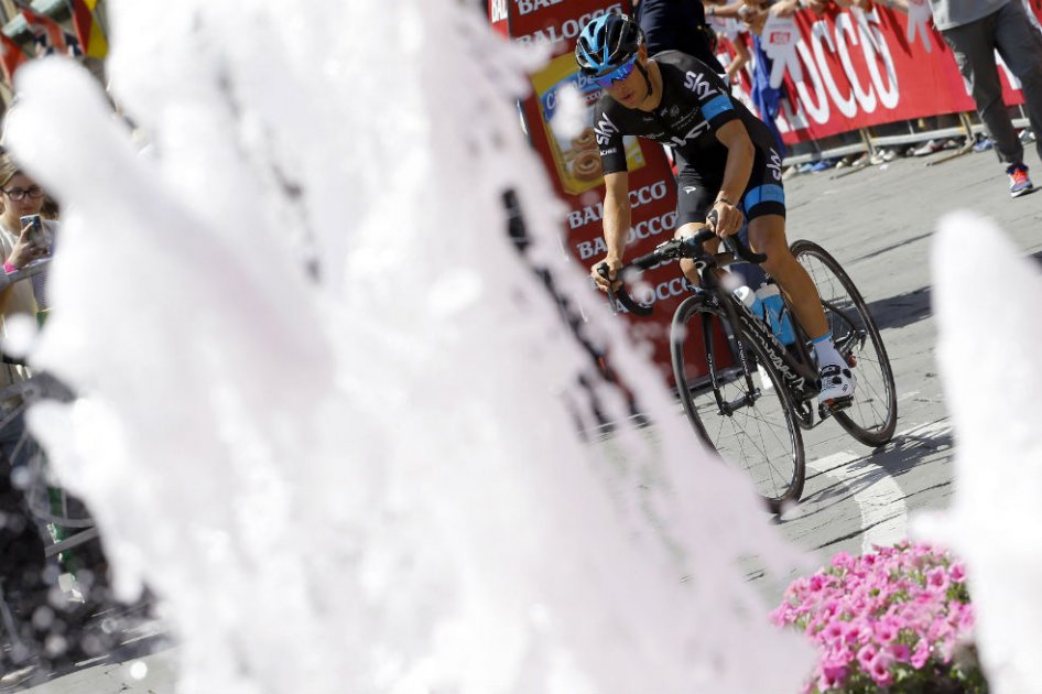 Richie Porte, líder del Sky. Foto: AFP