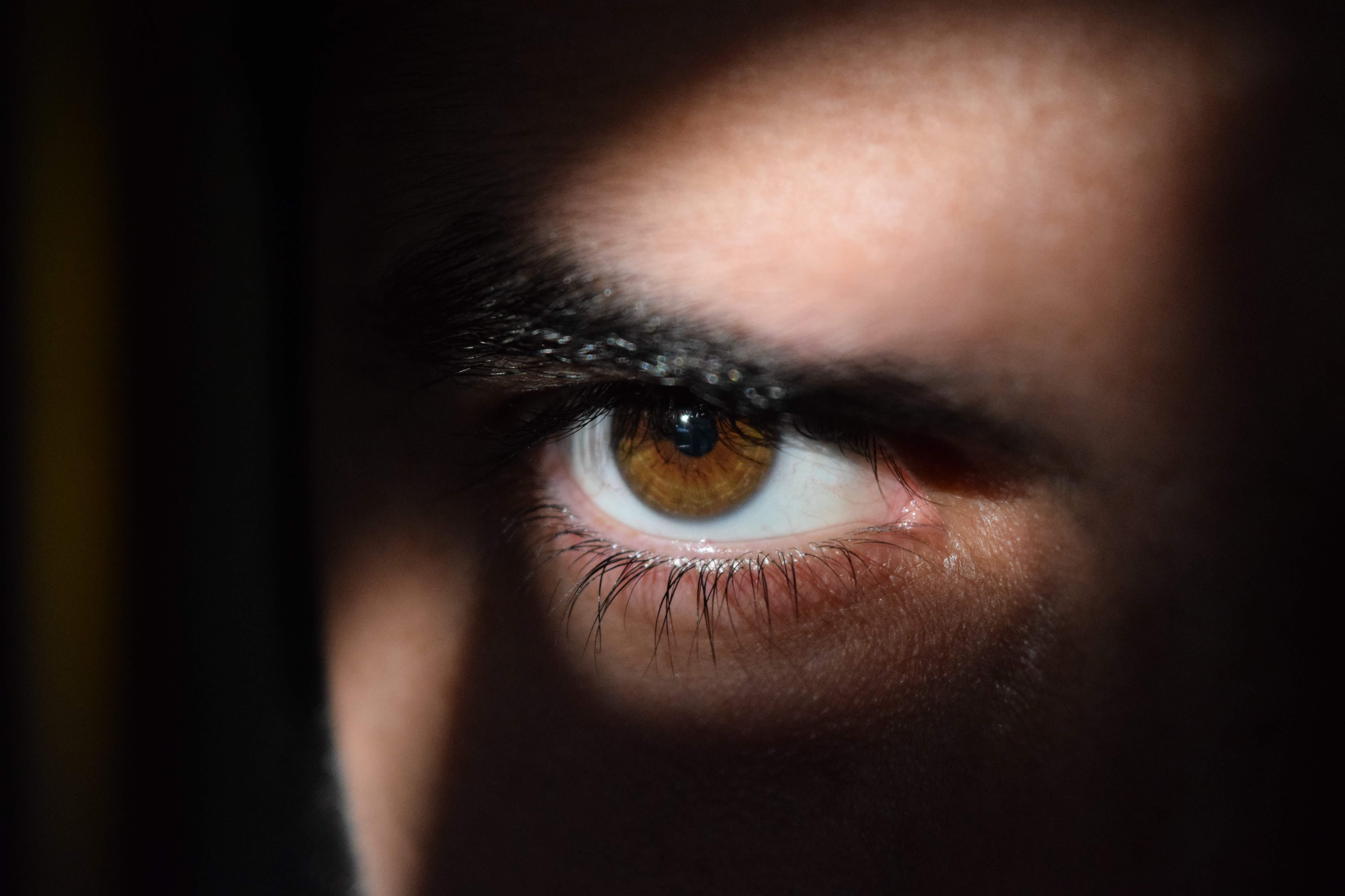 Nuevo caso de vigilante al que sus empleadores le estarían impidiendo movilizarse hacia su casa