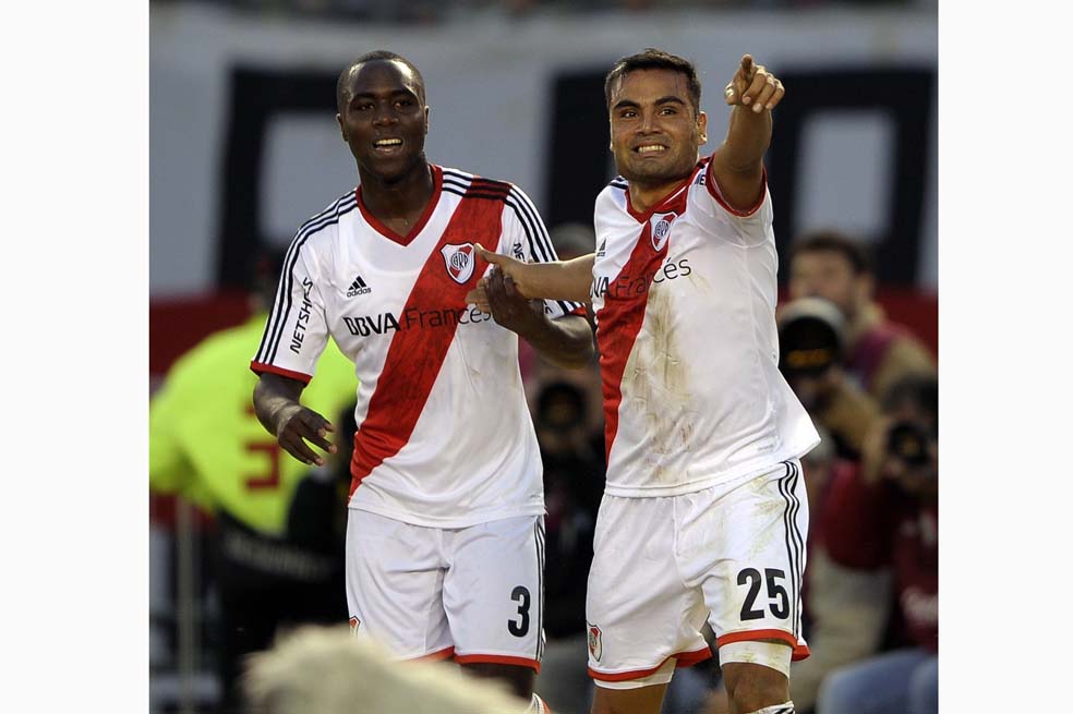 Éder Álvarez Balanta: Me siento como si hubiera ganado la lotería
