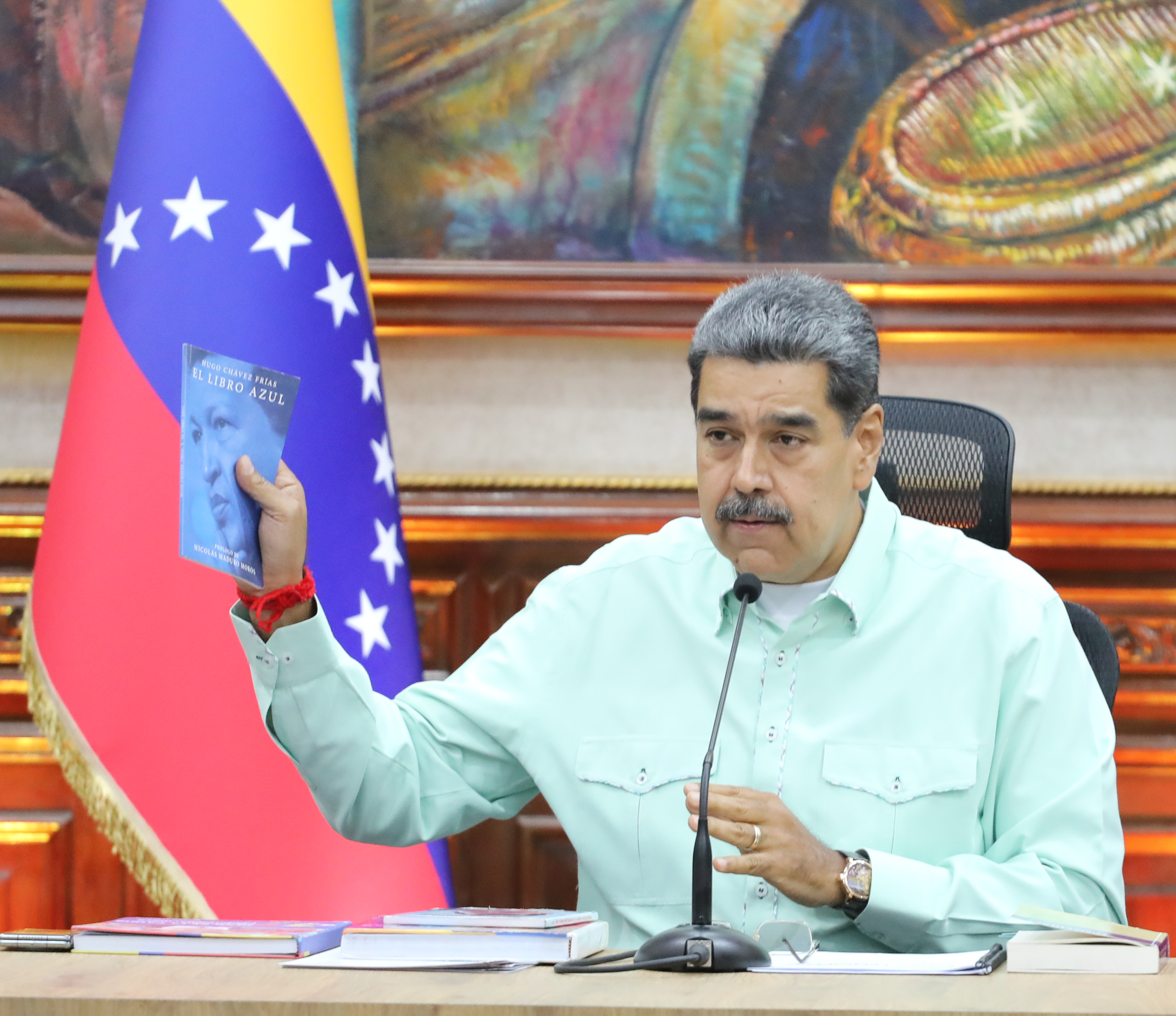Siete “mercenarios”, incluidos colombianos, fueron detenidos en Venezuela: Maduro