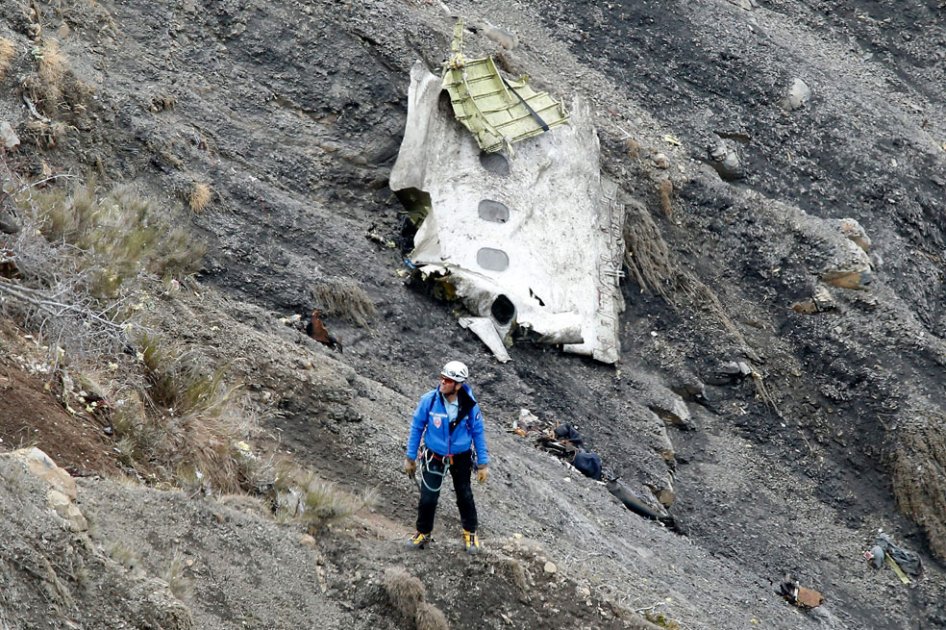 Copiloto que estrelló avión de Germanwings ensayó choque en el vuelo de ida