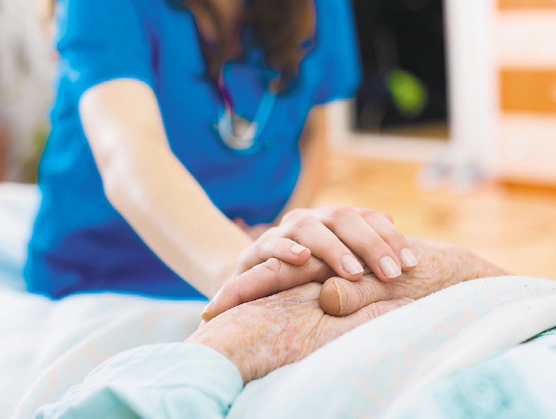 ¿Cómo la enfermedad de alzheimer puede transmitirse? Esto dicen expertos