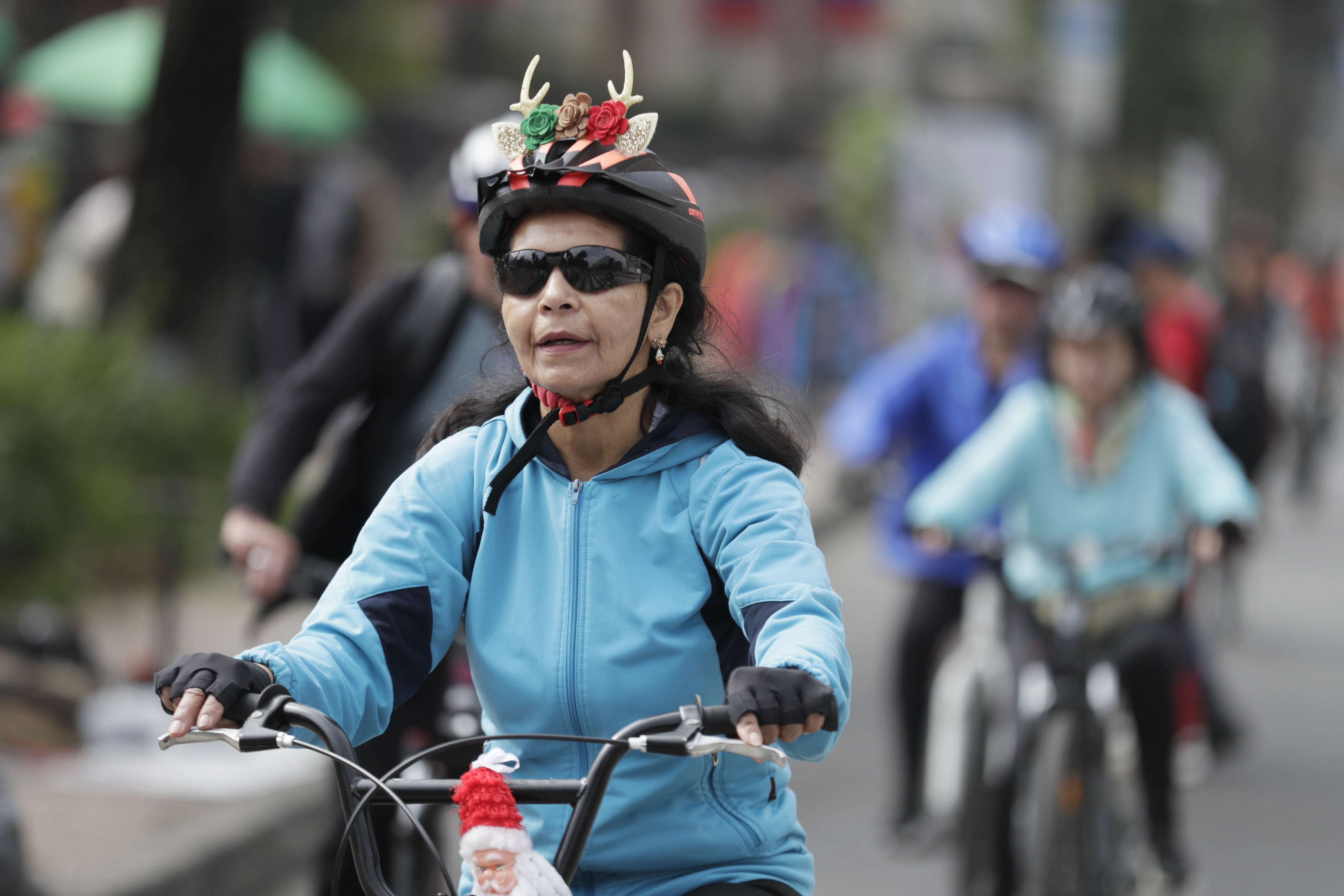 Estas son las vías prohibidas para los ciclistas en Colombia: usarlas tiene multa