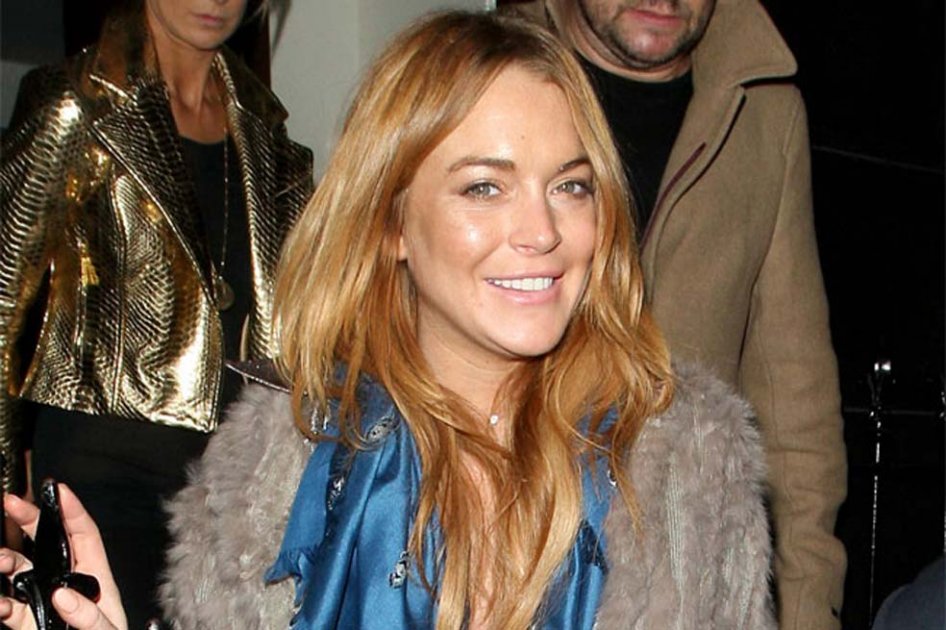 Lindsay Lohan se mantiene en forma gracias al ‘yoga erótico’