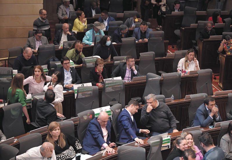 Las tensiones alrededor de los últimos artículos de la reforma a la salud