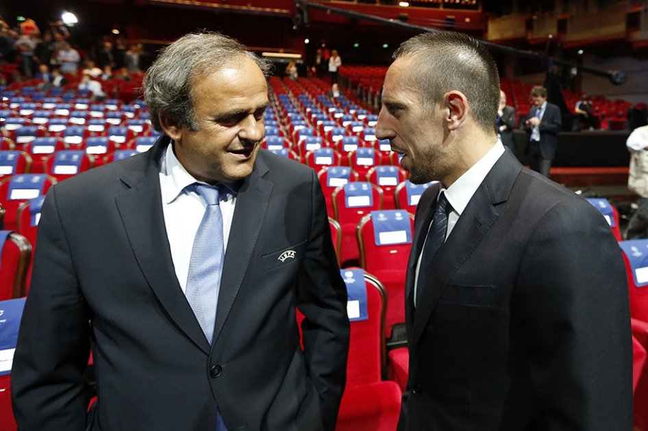 Presidente de la Uefa catalogó como «robo» el mercado de transferencias