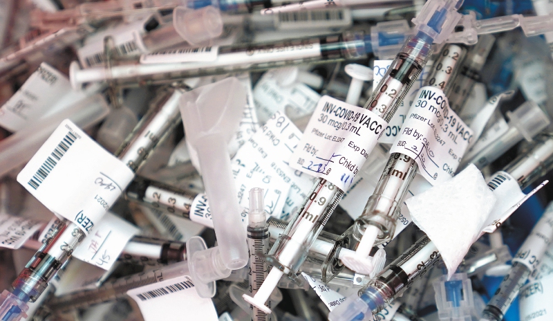 Hoy al mediodía llegan 117.000 dosis de vacunas por el mecanismo COVAX