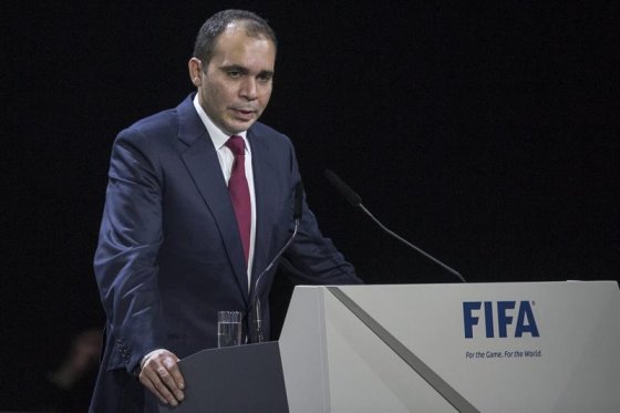 Príncipe Ali de Jordania cree que FIFA merece algo mejor que Platini