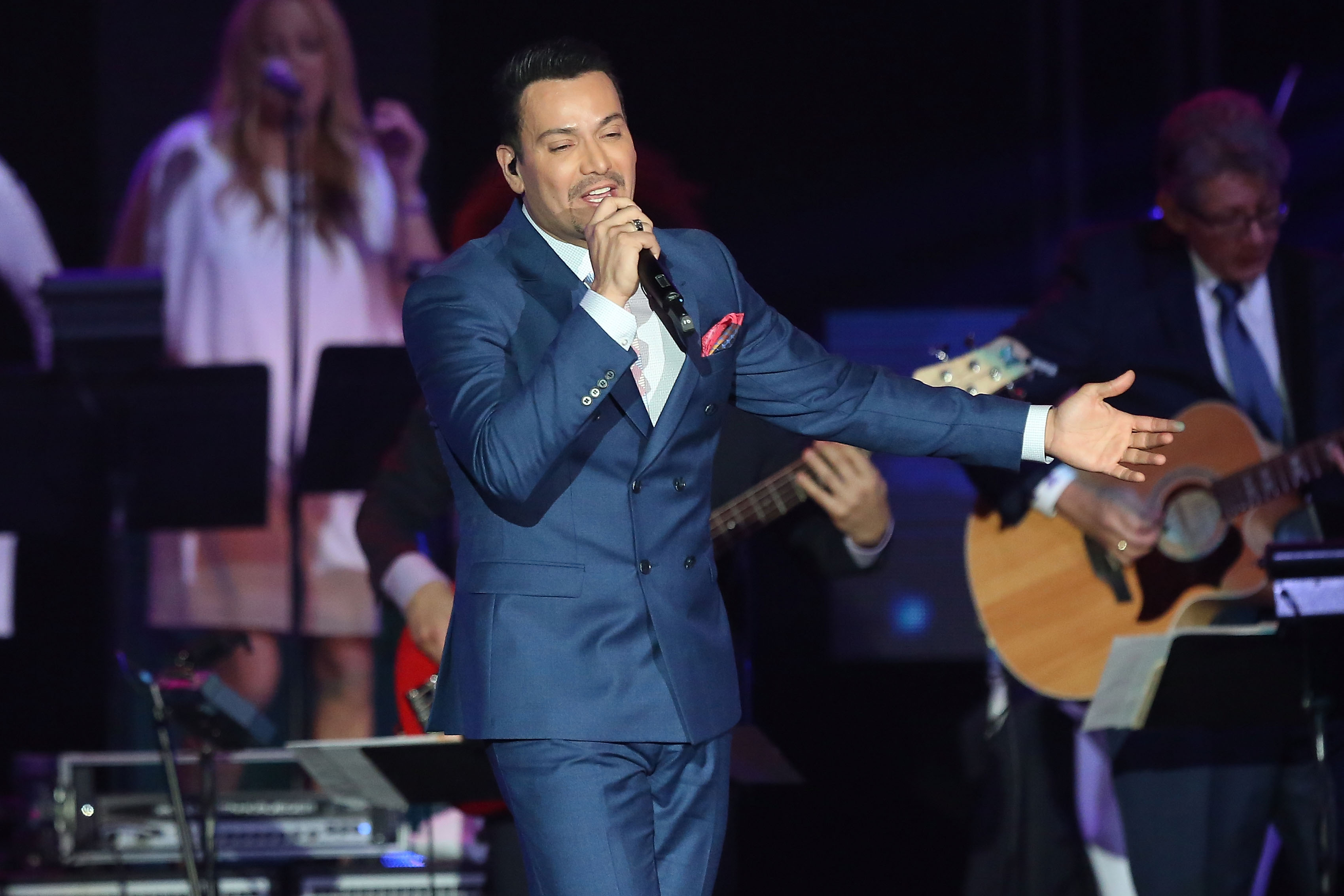 Victor Manuelle cumple medio siglo de vida