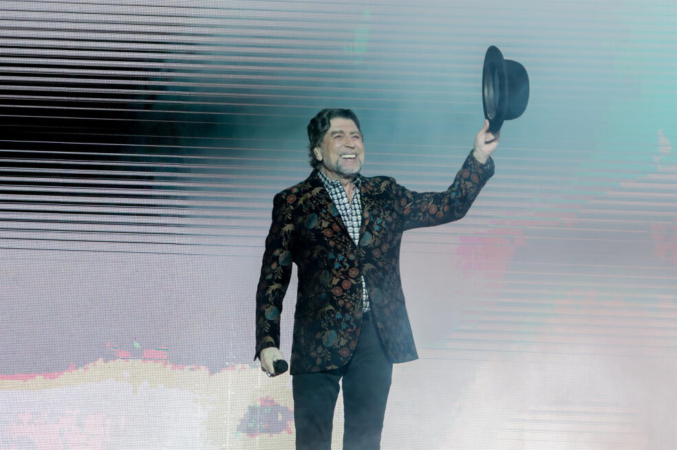 Joaquín Sabina: «19 Días y 500 noches» es un disco de coca