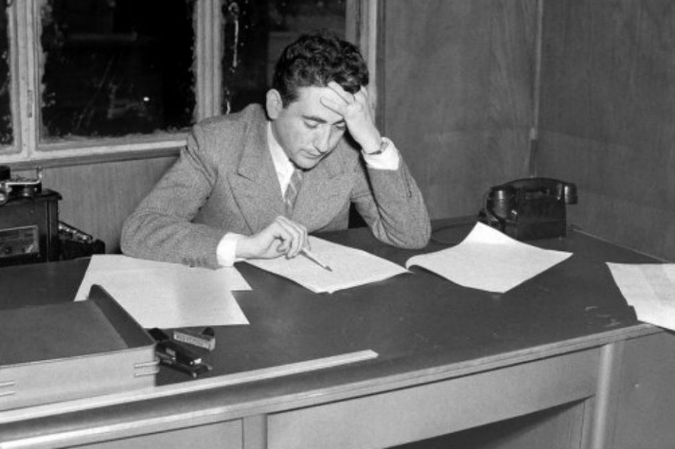 La redacción que recibió a Guillermo Cano