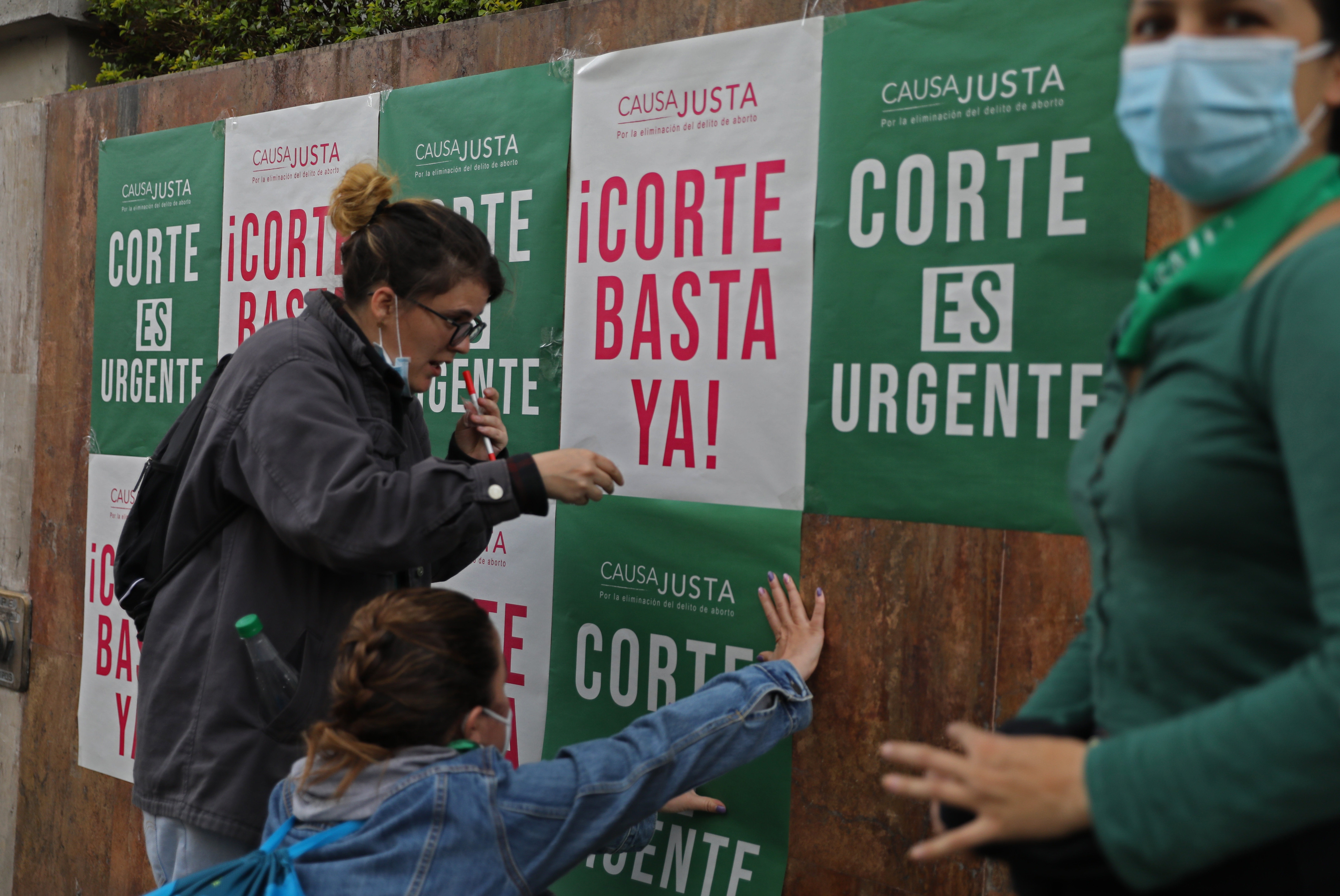 Corte no sale de su laberinto y llama a nuevos conjueces en debate del aborto
