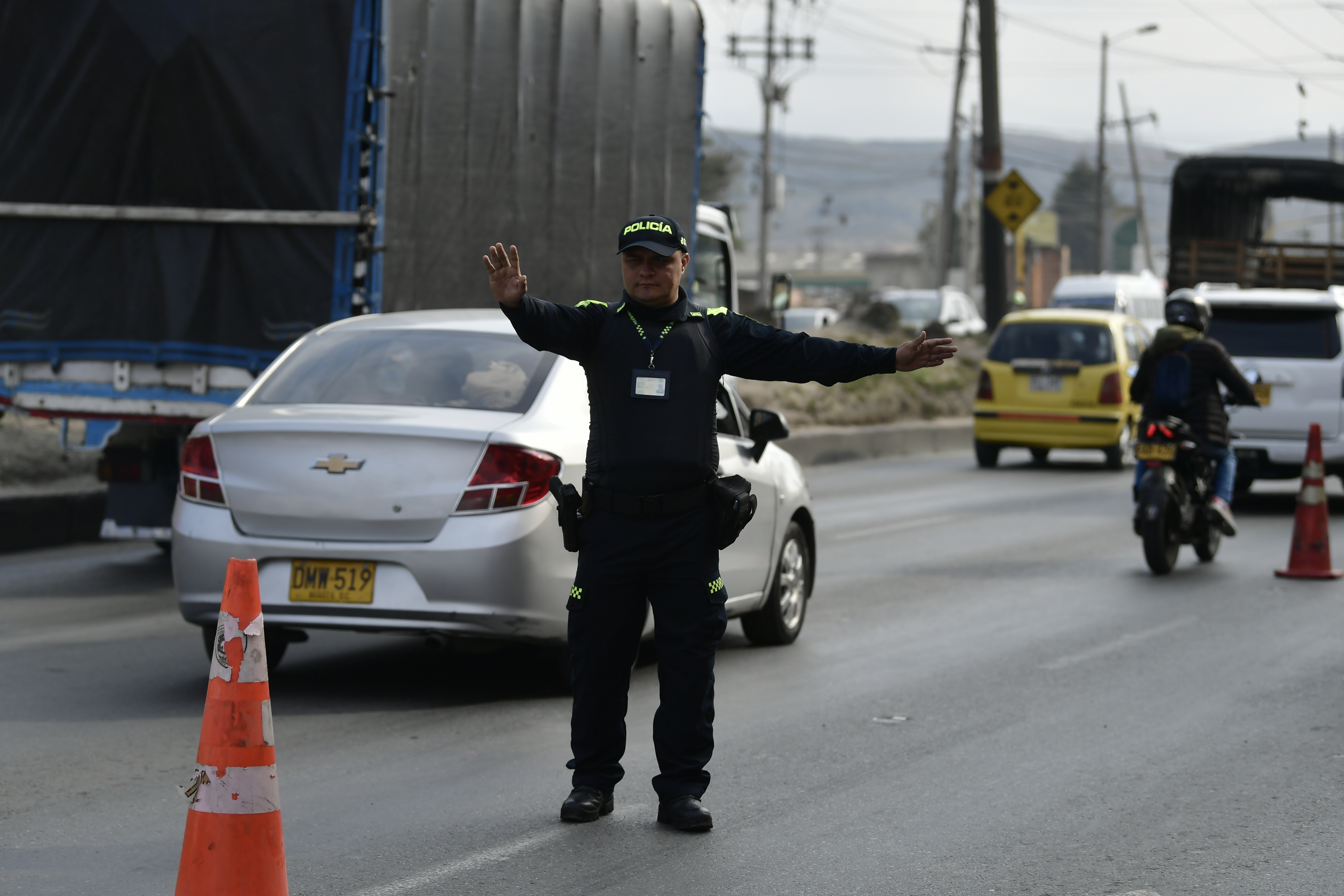 Retenes de tránsito durante la plan éxodo, en la autopista sur, peaje mondoñedo.