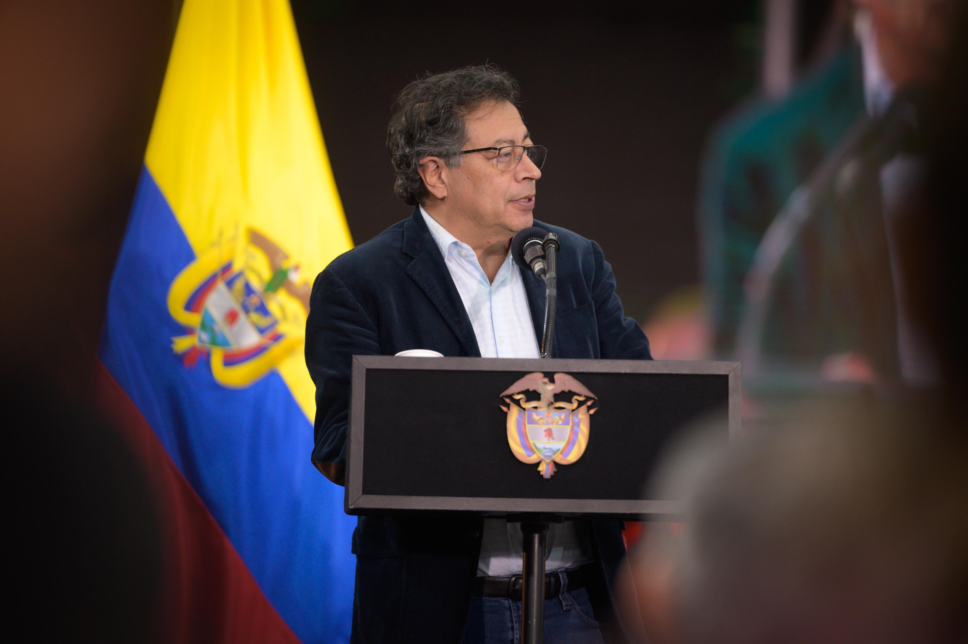 Petro busca condecorar a exmagistrados de la Corte por investigaciones de parapolítica