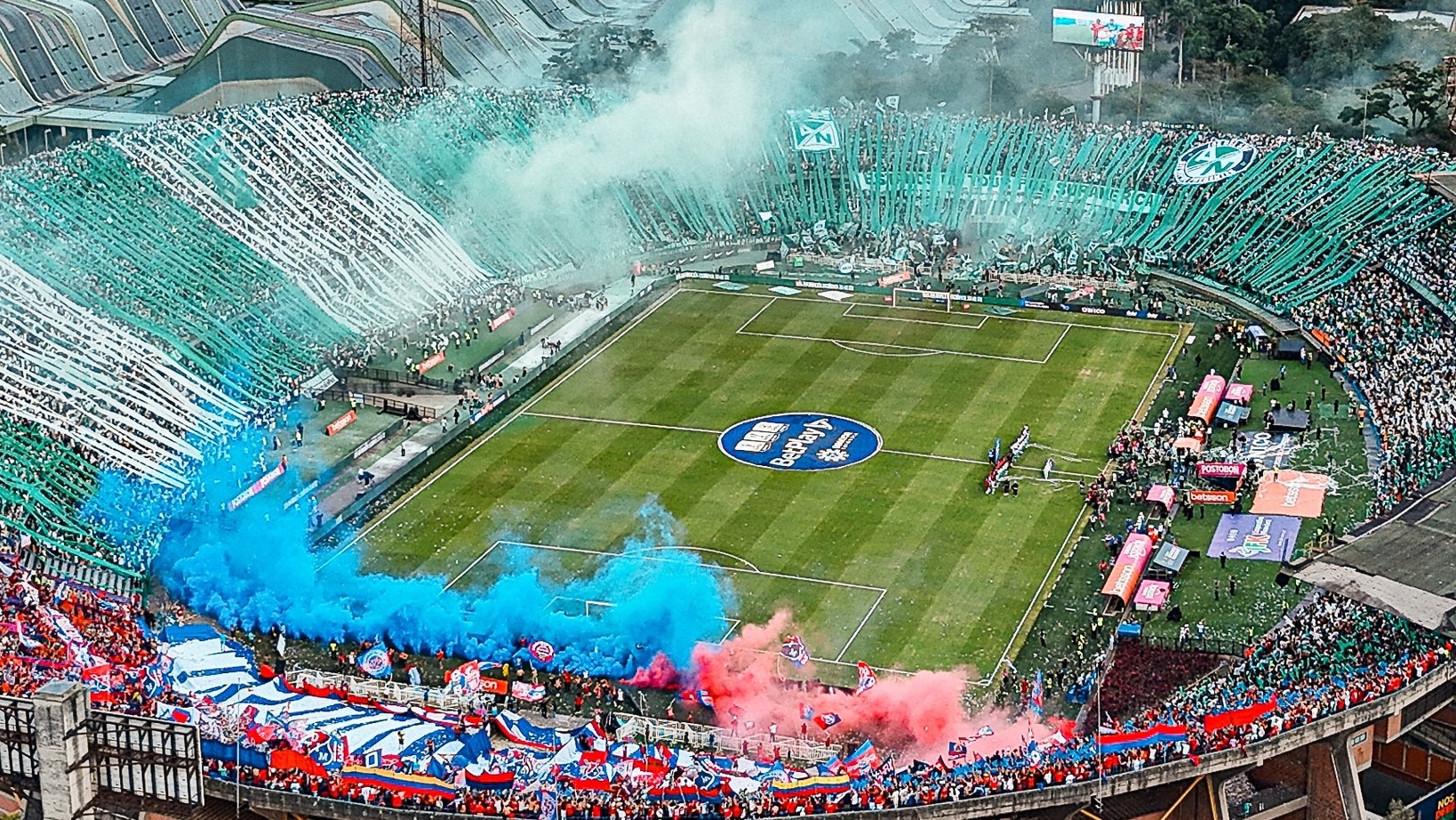 Nacional y DIM no se sacaron ventaja en un clásico lleno de tensión y expulsiones