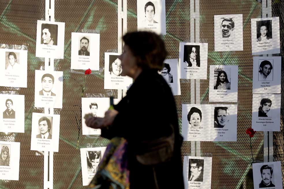 Bachelet anuncia la nulidad de la Ley de Amnistía
