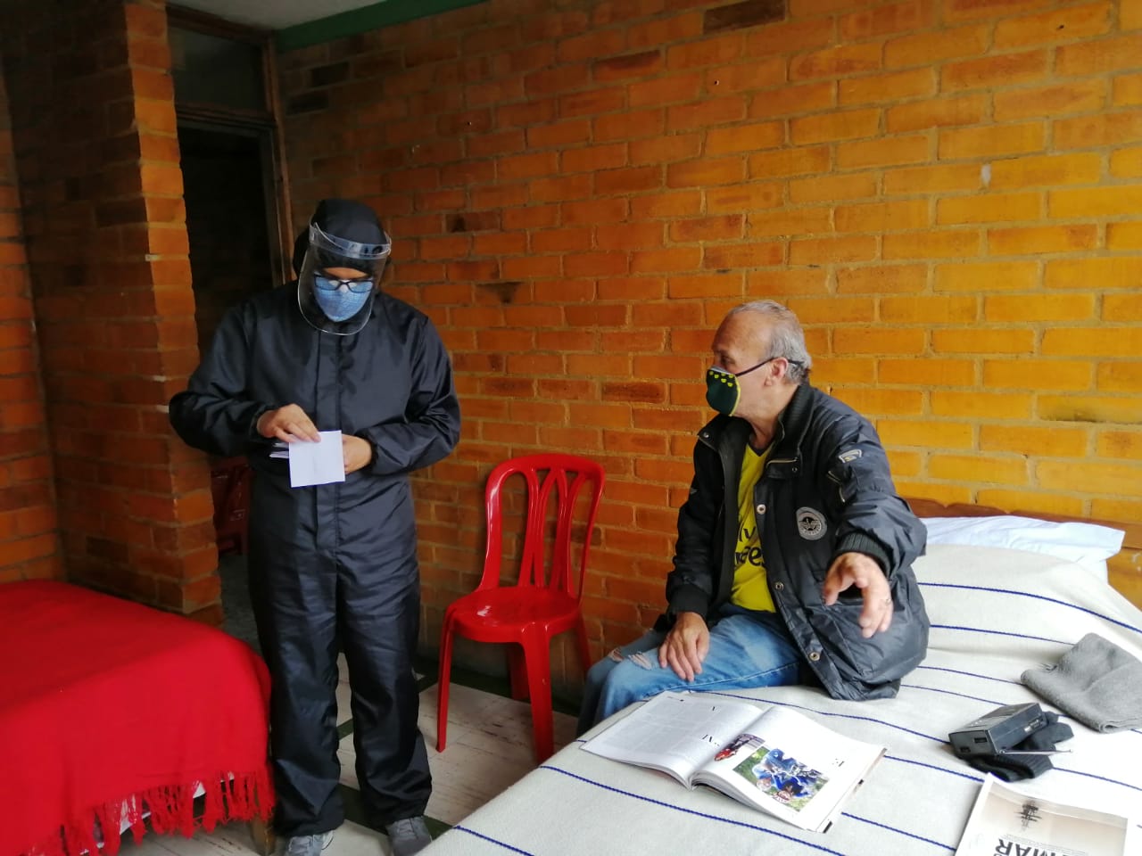 33 adultos mayores le ganaron la batalla al COVID -19 en Bogotá