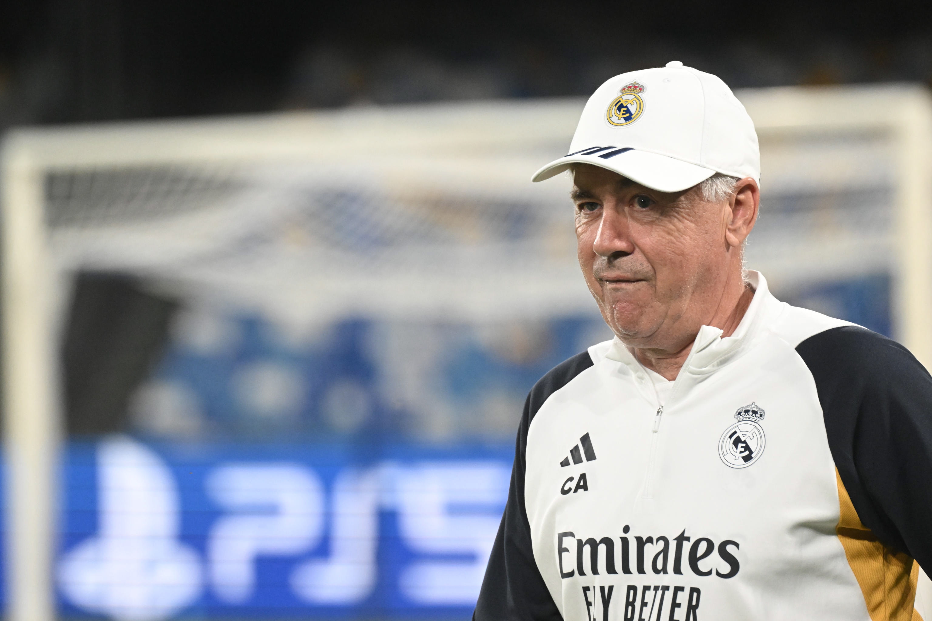 Napoli (Italy), 02/10/2023.- Real Madrid'Äôs head coach Carlo Ancelotti attends a press conference in Naples, Italy, 02 October 2023. Real Madrid will face Napoli in a UEFA Champions League group stage soccer match on 03 October 2023. (Liga de Campeones, Italia, Nápoles) EFE/EPA/CIRO FUSCO