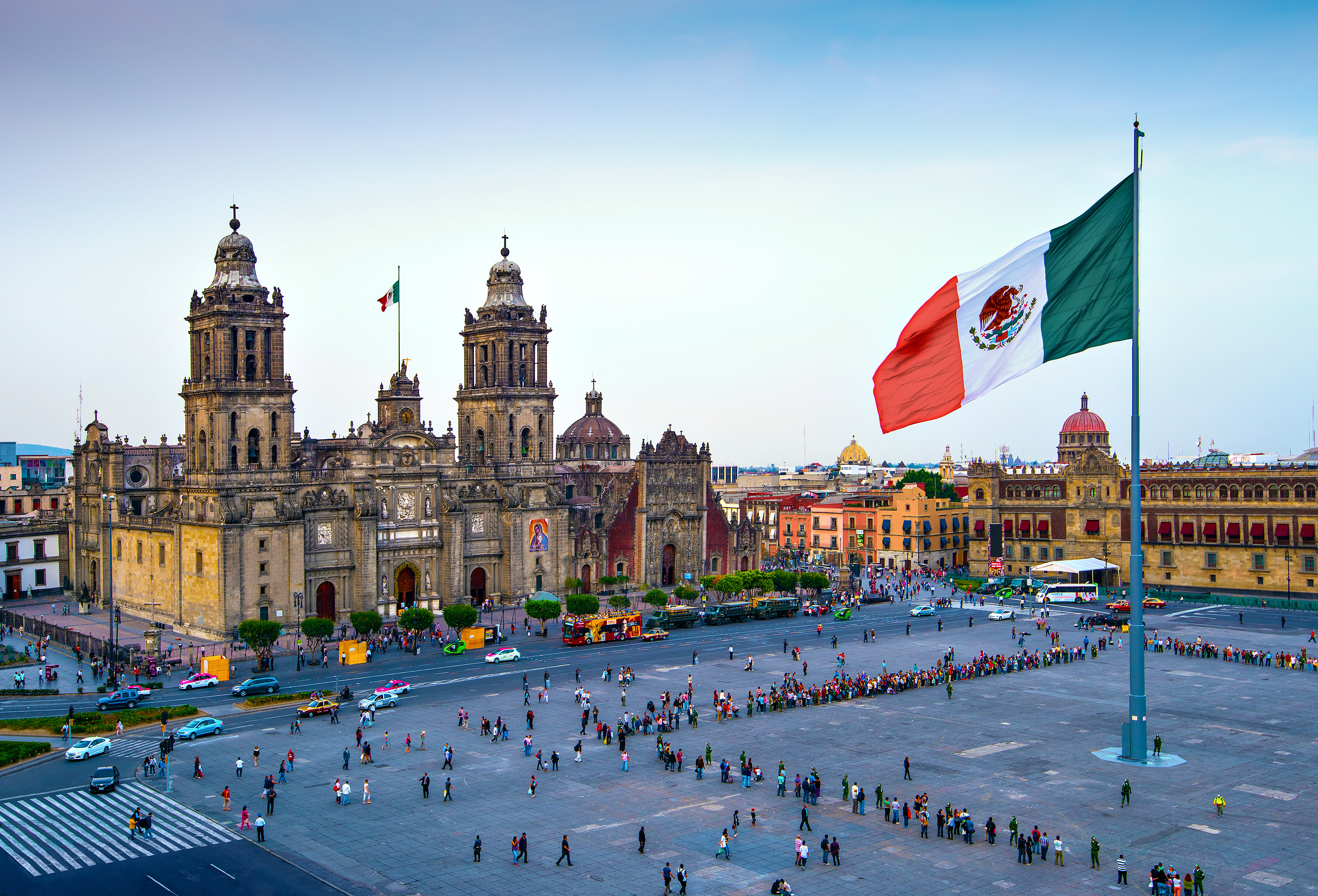 Candidato presidencial mexicano propone «cortar la mano» a los corruptos