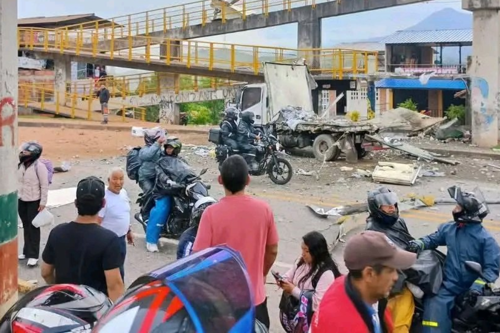 Explosión de carro bomba en Santander de Quilichao deja un muerto y tres heridos