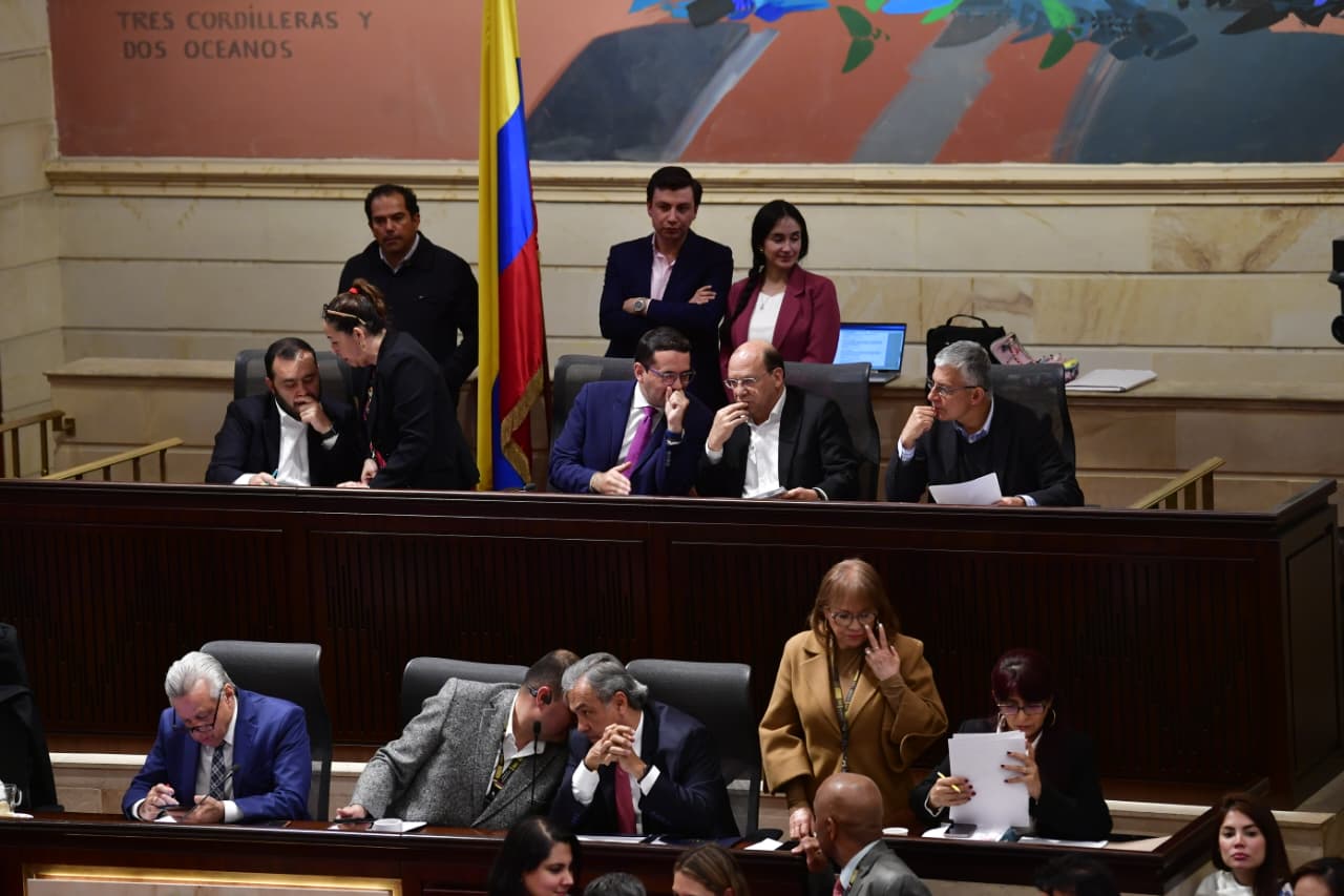 El detrás de la reforma tributaria: cuentas que no cuadran y tensiones electorales