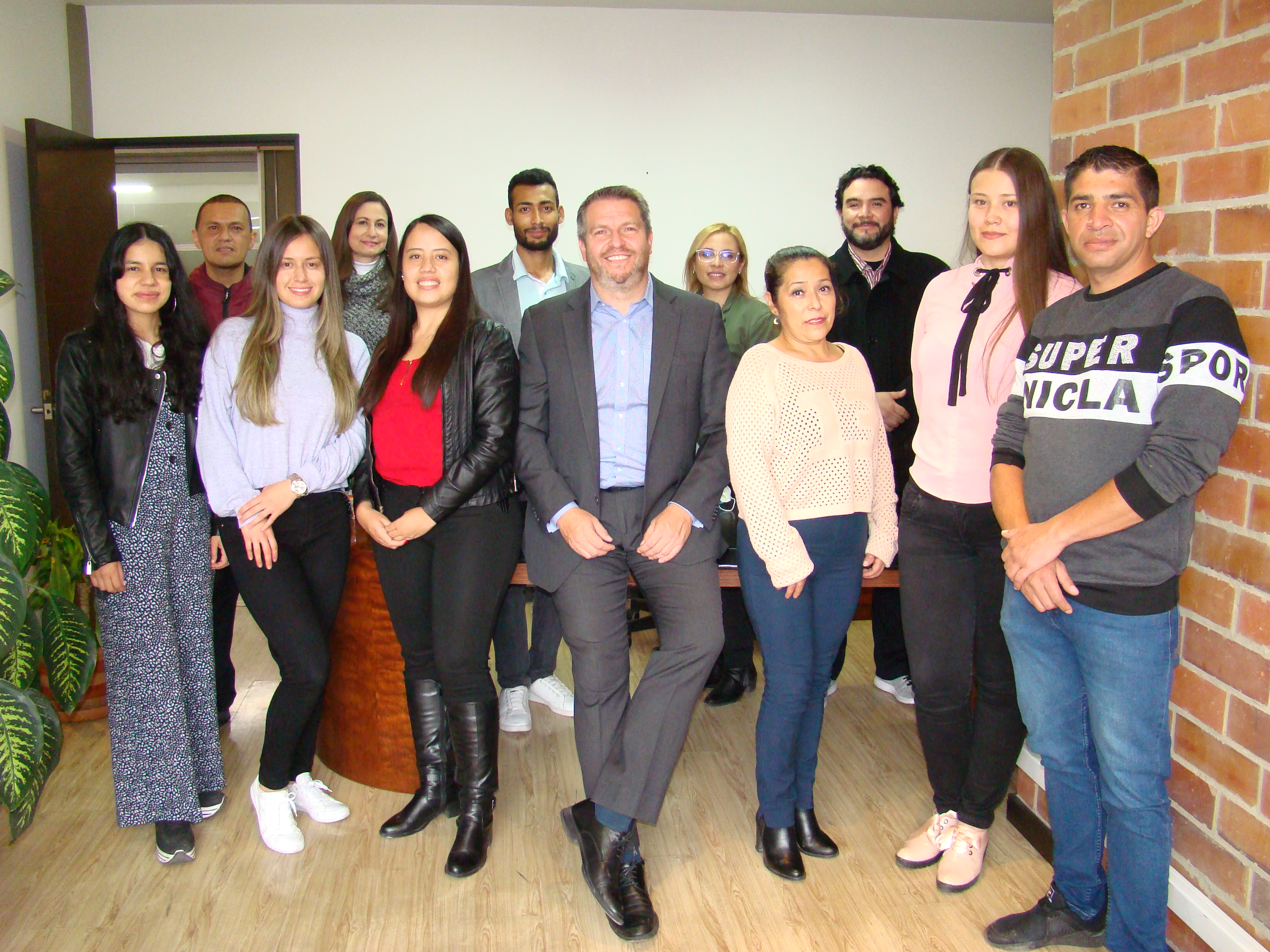 El equipo detrás de la empresa que dejó de imprimir para pensar en el uso inteligente de los datos.