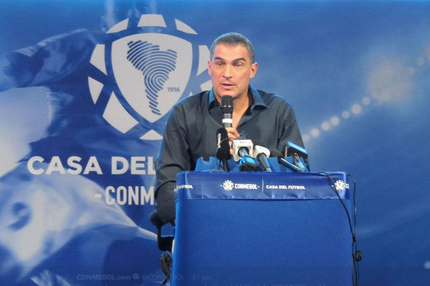Faryd Mondragón cuestiona el proceso de paz