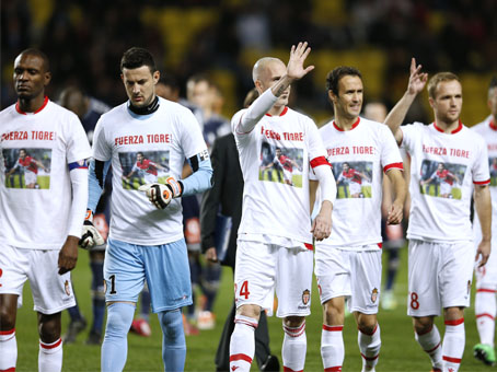 Mónaco ganó y rindió homenaje a Falcao García