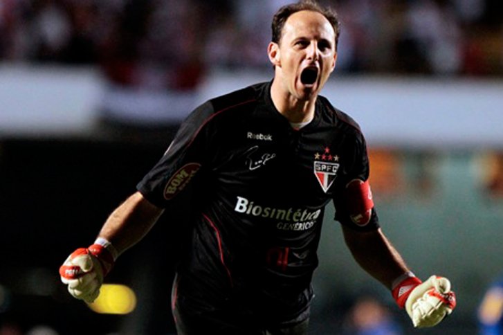 Rogerio Ceni superó a Pelé en más juegos con un equipo