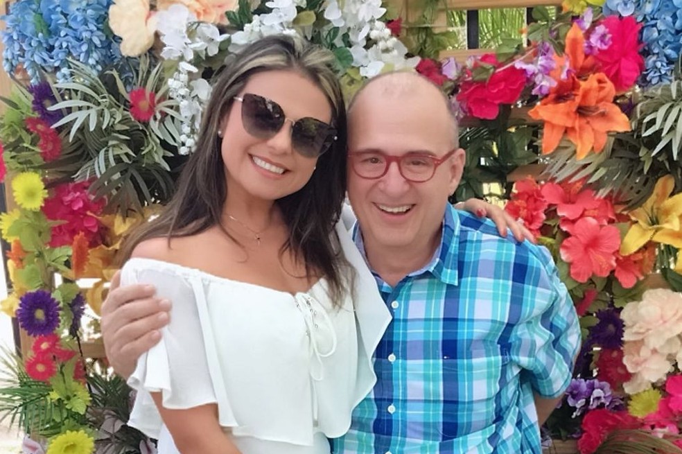 Esposa de Jota Mario Valencia recordó al presentador con inéditas fotos y conmovedor mensaje