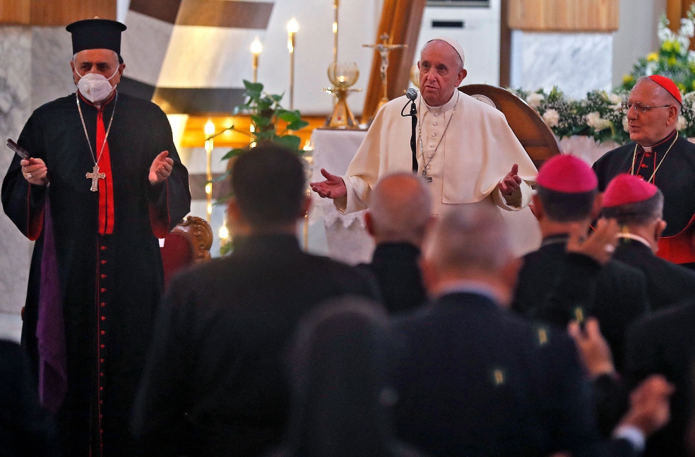 El primer mensaje del papa Francisco en Irak: “No más violencia”