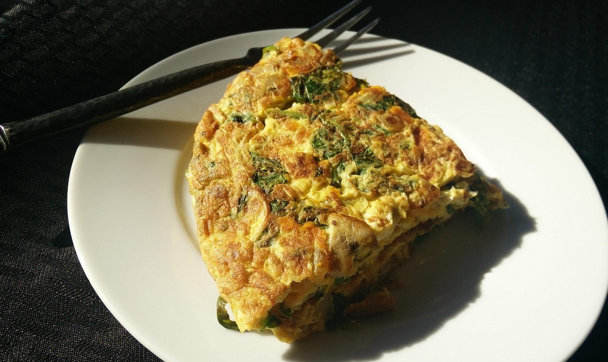 Tortilla de plátano maduro con queso