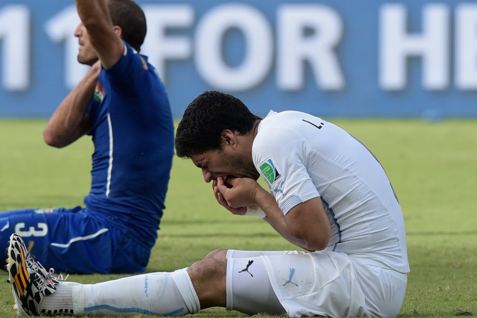 Chiellini, quien fue mordido por Luis Suárez, cree «excesiva» la sanción contra el delantero charrúa