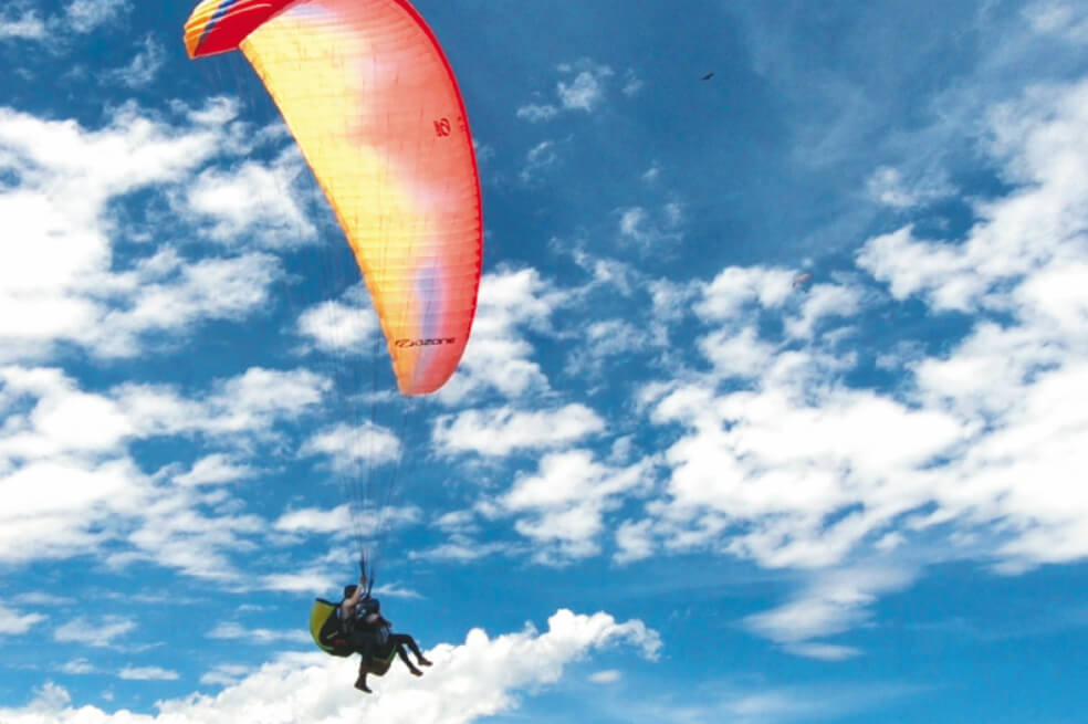 Joven de 27 años murió tras caer de un parapente en Calarcá, Quindío